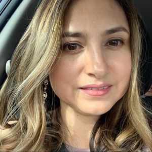 Meet your Posher, Samaris